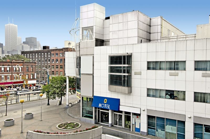 HOTEL SUPER 8 BY WYNDHAM DOWNTOWN TORONTO | ⋆⋆ | CANADA | SEASON DEALS ...